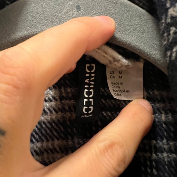 Flannel button up - Picture 5 of 7